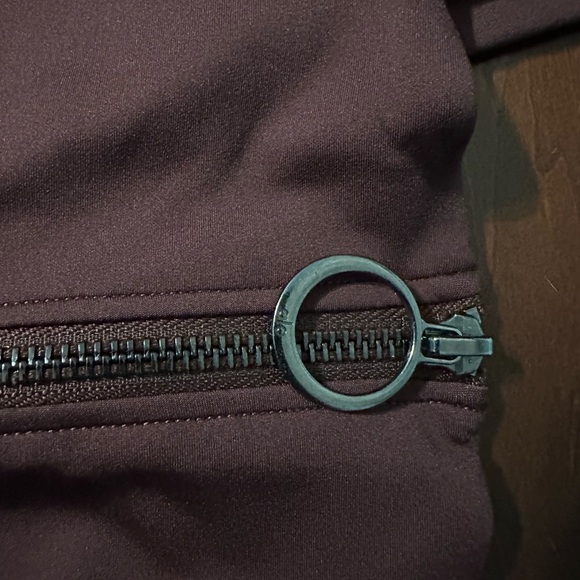 Alo airlift fast bra - Picture 3 of 8